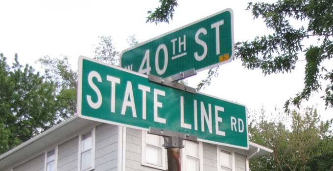 state-line-sign
