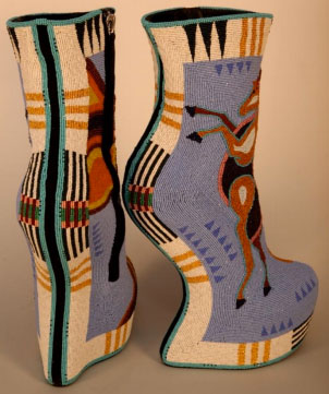 Jamie Okuma, b. 1977, Luiseño/Shoshone-Bannock, California. Horseshoes, 2014. Commercial shoes, glass and 24k gold beads, 30 ½ x 20 ¼ x 7 5/8 inches. Collection of Ellen and Bill Taubman, AI.1403.001, Photo: Cameron Linton. 