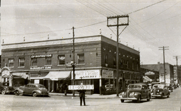 The 3900 block of Central is near the corner of Broadway and Westport Road, where the Corner Restaurant now stands. In the 1940s, when this photo was taken, the building appeared to house the headquarters for a Jackson County Sheriff candidate.