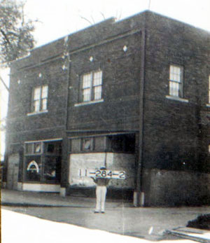 The front of the building in 1940. 