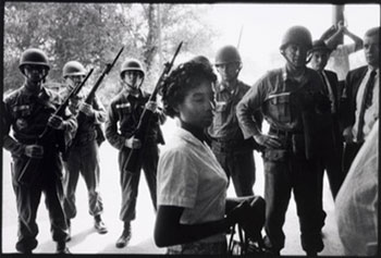 Courtesy Nelson-Atkins Museum of Art. Bruce Davidson, American (b. 1933). Time of Change (National Guardsmen protecting the Freedom Riders during their ride from Montgomery, Alabama to Jackson, Mississippi), 1961. Gelatin silver print (printed later), 8 7/8 × 12 15/16 inches. Gift of the Hall Family Foundation, 2014.18.5. 
