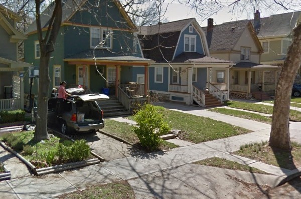 A recent Google maps view of the 4300 block of Walnut, with homes that date back to the beginning of the 20th century.
