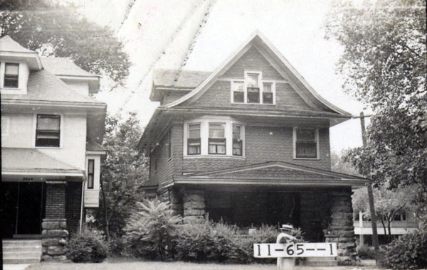 Families came and went over the years on this block of North Hyde Park. When Mrs. Carrie Curry Andrews died in 1963 at 3400 Holmes, she was a long-time resident, having lived in her home at 3400 Holmes since 1900. Mrs. Andrews was remembered for being active in improving the community, working on the board of the Trinity Methodist Church nearby on Armour Boulevard, with the Goodwill Industries auxiliary, and heading the Red Cross work room in World War II. 