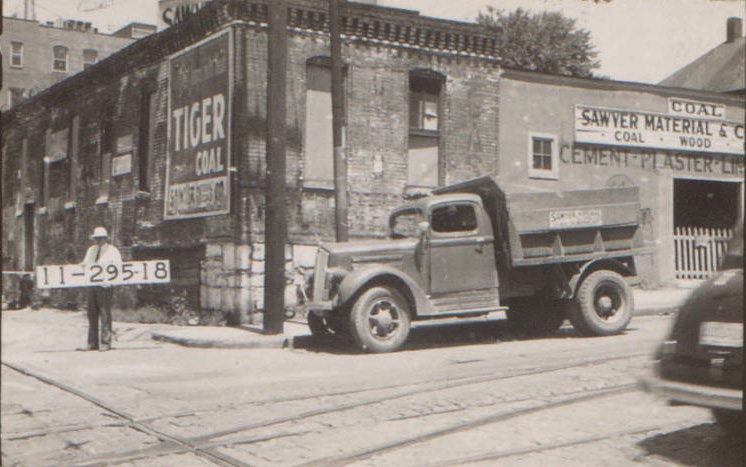 The Sawyer Material and Coal Company on Westport Road in 1940. 